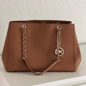 Michael Kors Tote Bag Chain Link Brown And Gold Hardware Logo Large Size 15x10”